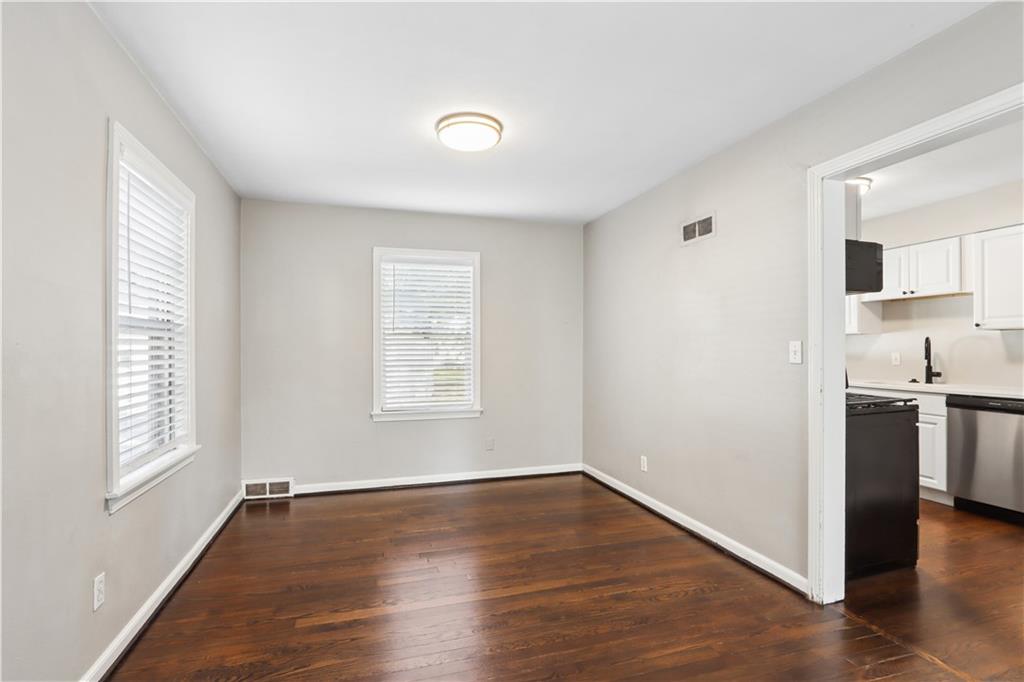 7533 Wyoming Street Property Photo 6