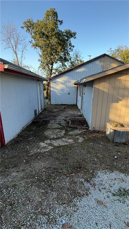 8202 E Shady Tree Lane Property Photo 4