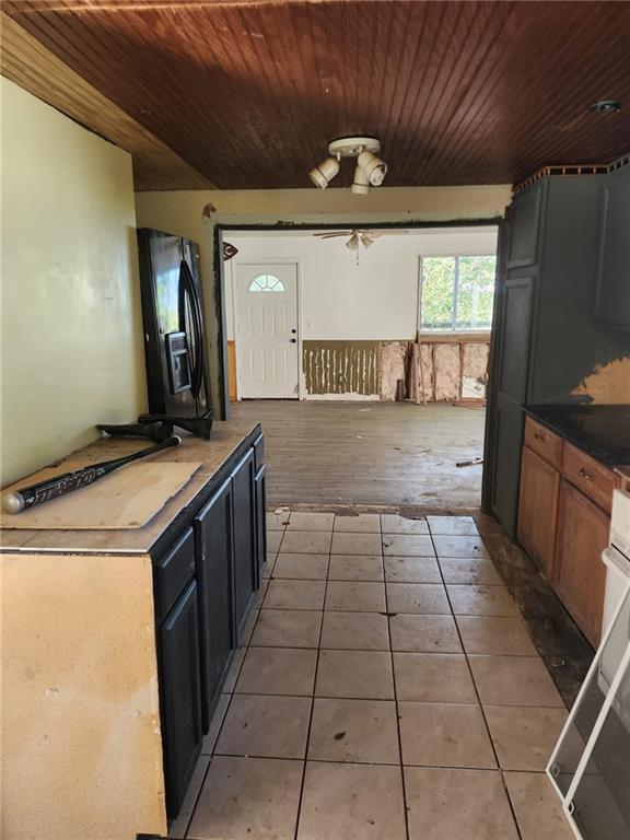8202 E Shady Tree Lane Property Photo 11