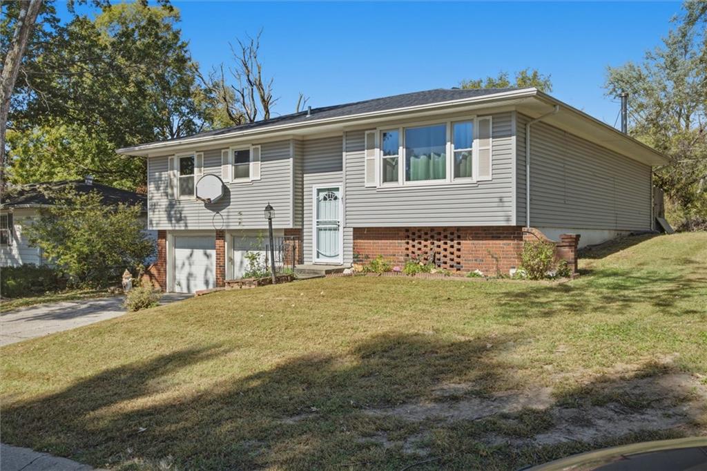 5538 Webster Avenue Property Photo 2