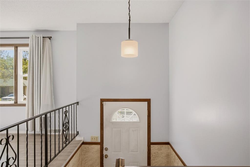 5538 Webster Avenue Property Photo 4