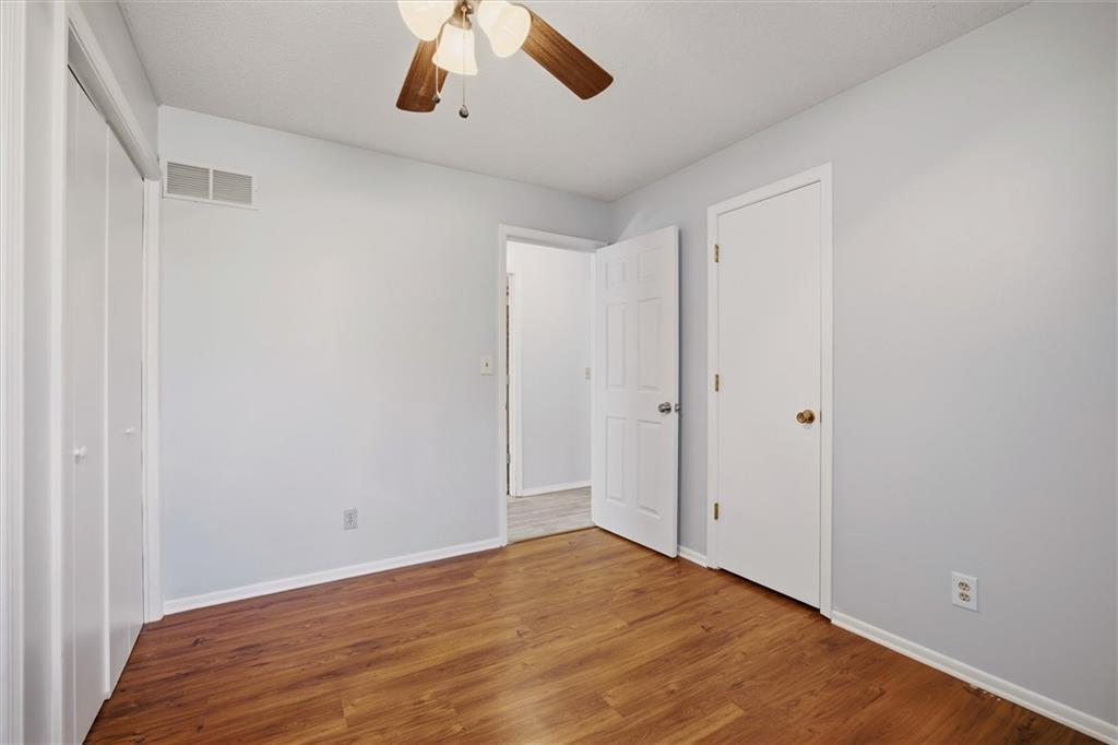 5538 Webster Avenue Property Photo 14