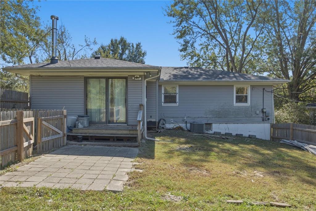 5538 Webster Avenue Property Photo 23