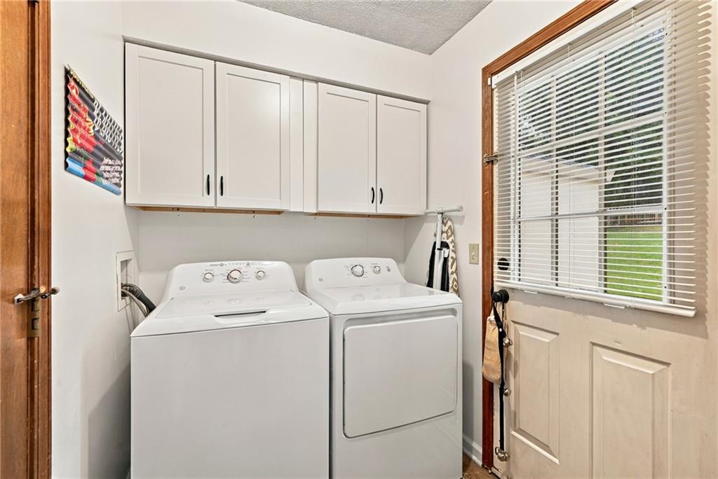 11169 Benson Street Property Photo 12