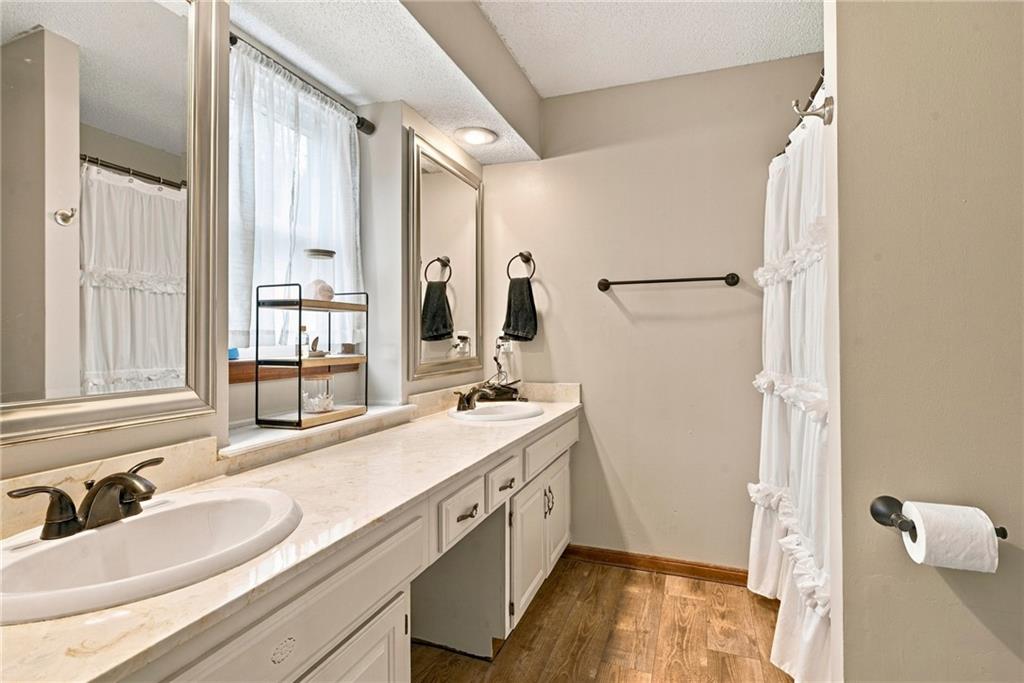 11169 Benson Street Property Photo 16