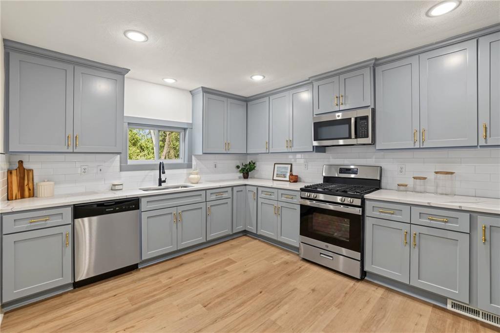 5540 Lafayette Avenue Property Photo 10