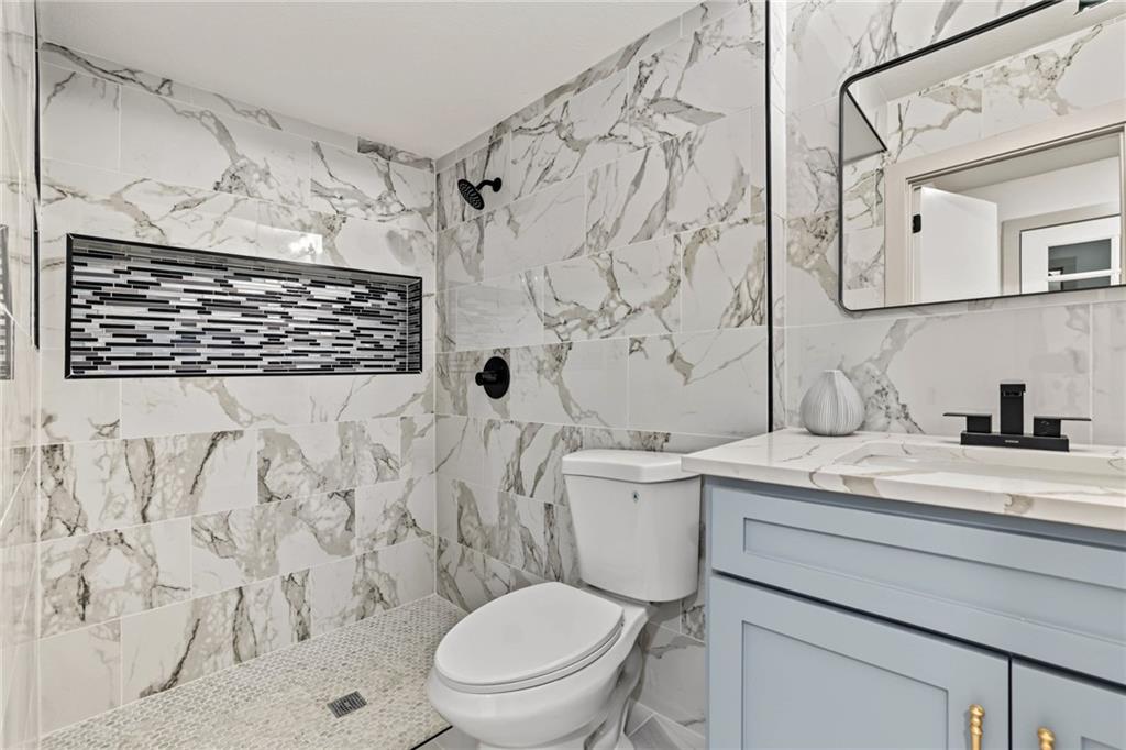 5540 Lafayette Avenue Property Photo 14