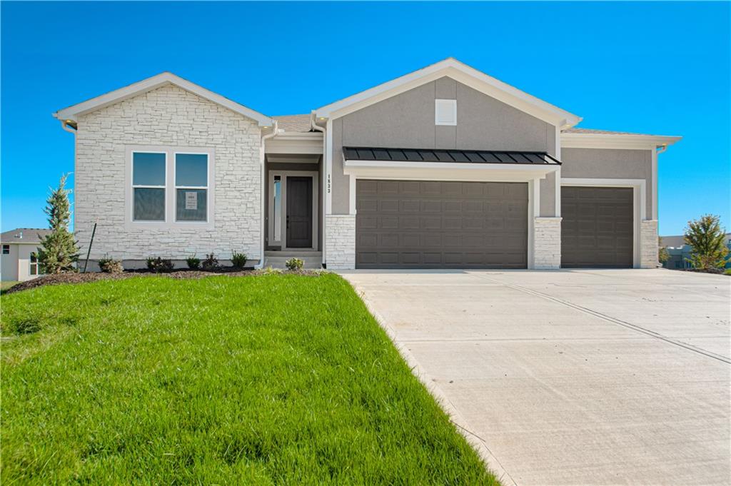 1833 Sw Arbor Park Drive Property Photo 1