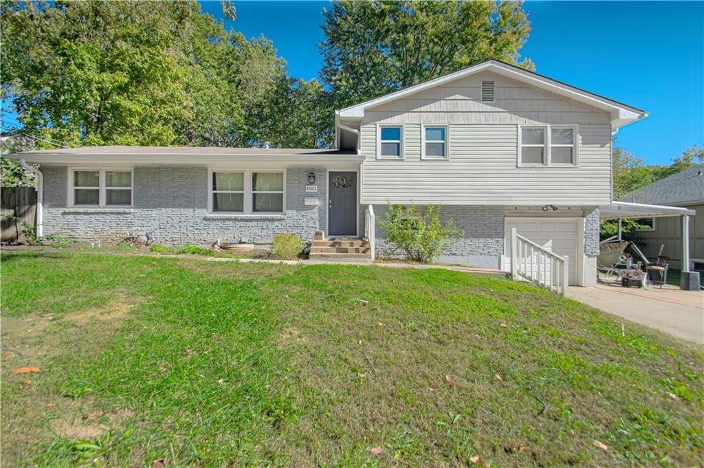 8003 Charlotte Street Property Photo 2
