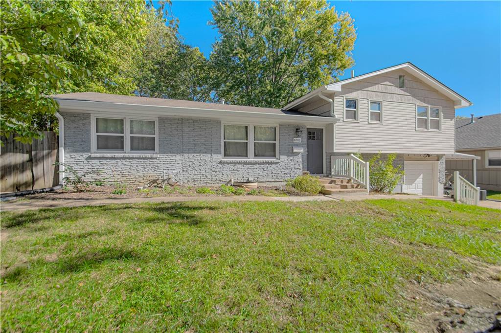 8003 Charlotte Street Property Photo 3