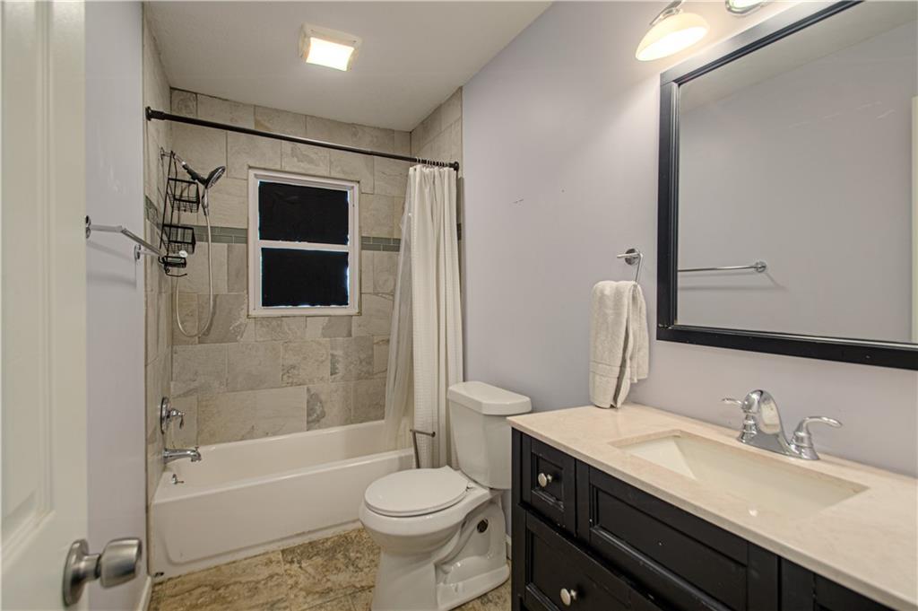 8003 Charlotte Street Property Photo 25