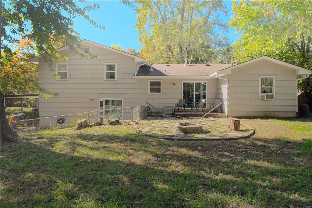 8003 Charlotte Street Property Photo 33
