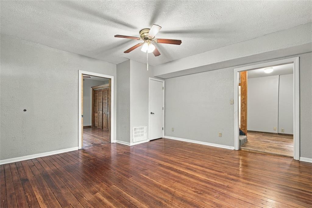 414 Elm Street Property Photo 6