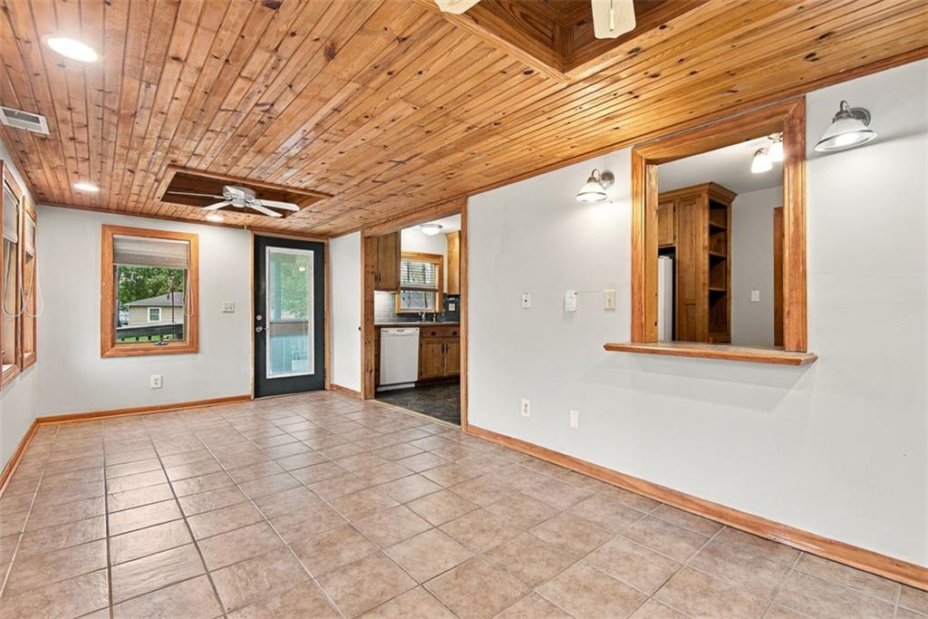 414 Elm Street Property Photo 14