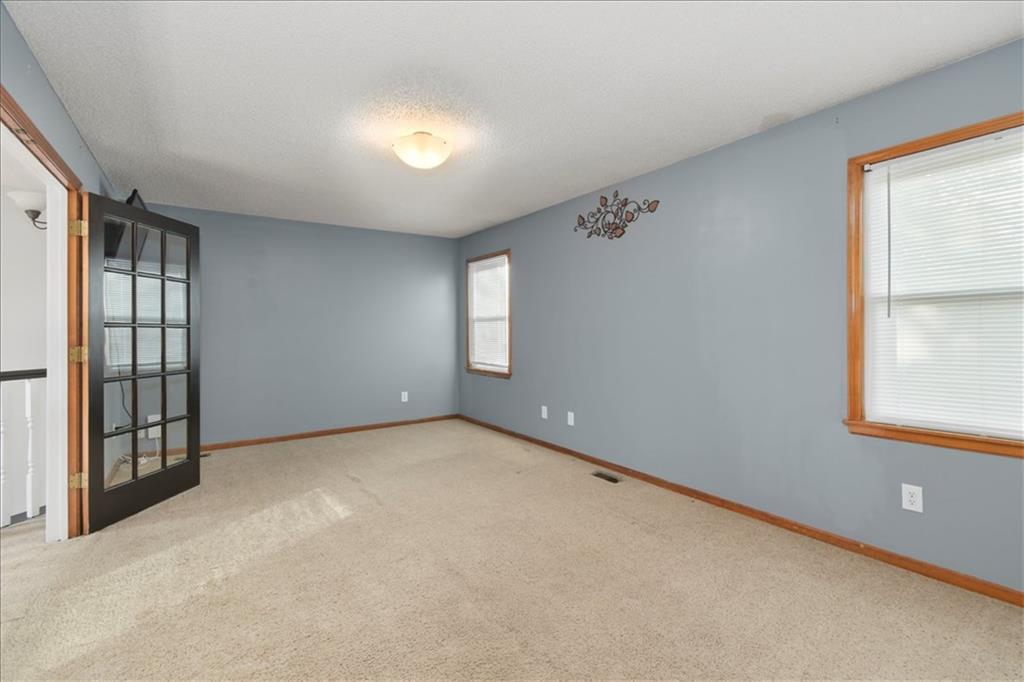 1628 Ne Auburn Drive Property Photo 25