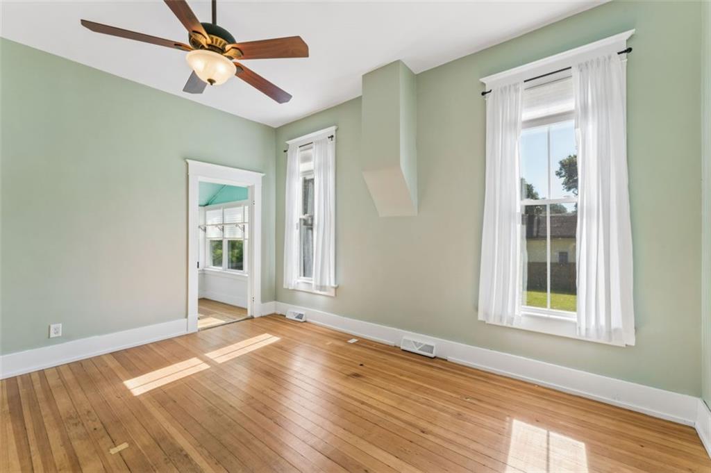 1619 State Street Property Photo 12