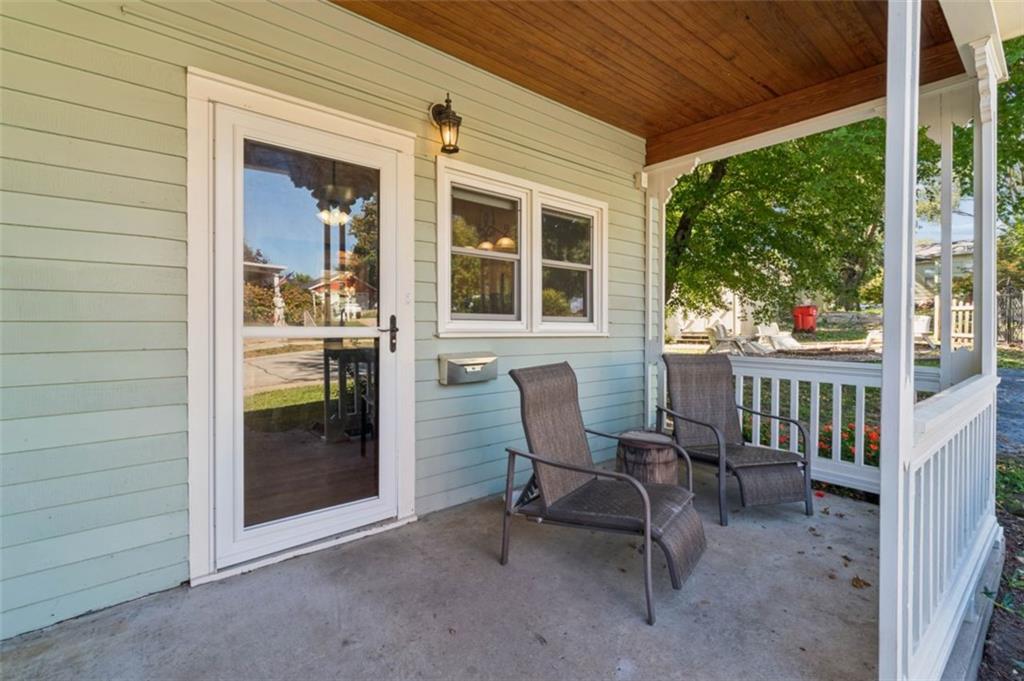 1619 State Street Property Photo 16