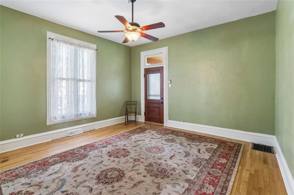 1619 State Street Property Photo 27
