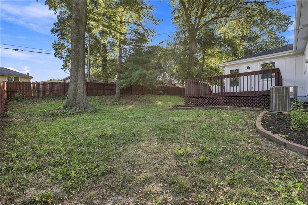 15401 E 36th Street Property Photo 28