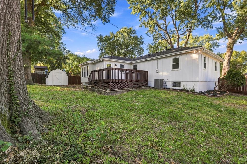 15401 E 36th Street Property Photo 29