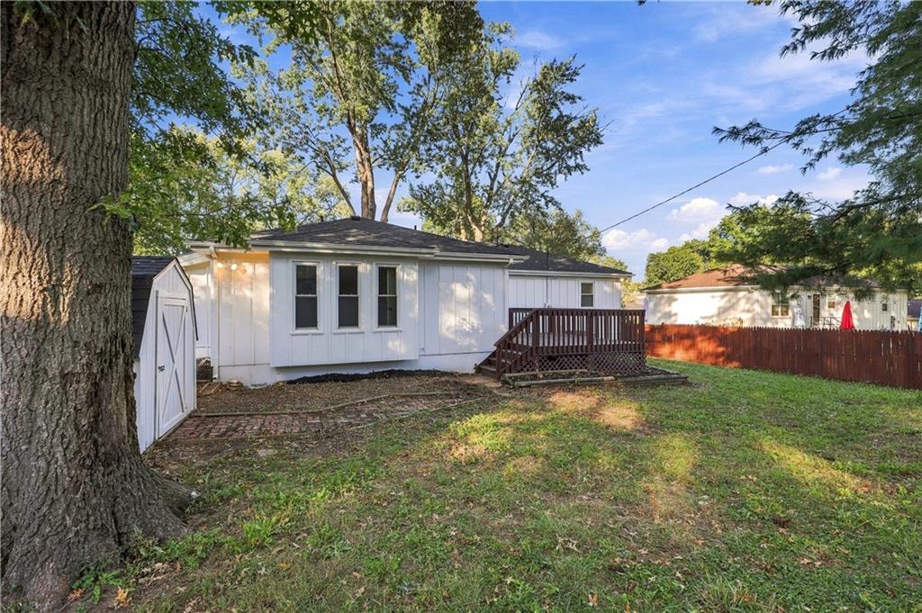 15401 E 36th Street Property Photo 31