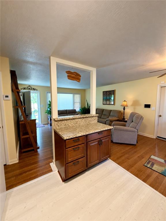 7833 Lathrop Court Property Photo 8