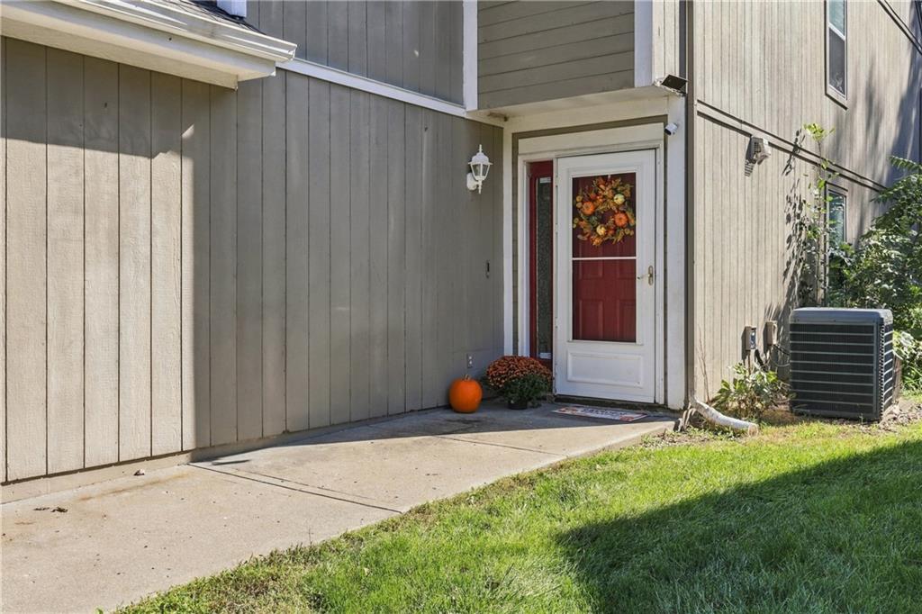 15521 E 48th Street Property Photo 2