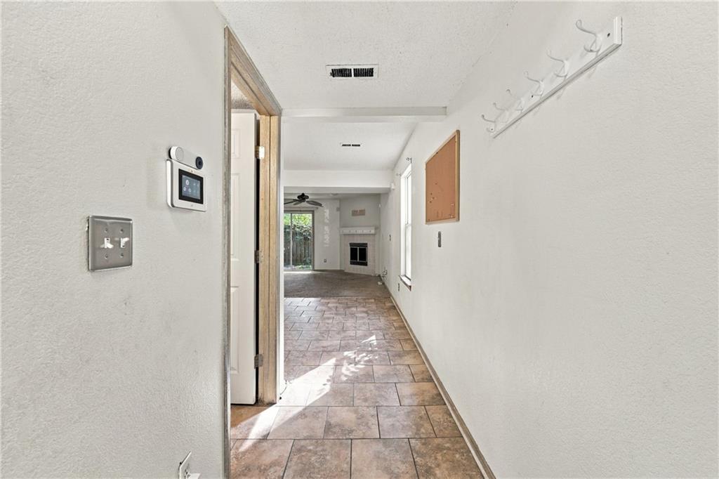 15521 E 48th Street Property Photo 3