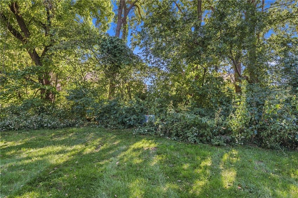 15521 E 48th Street Property Photo 17