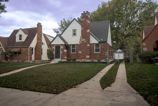 2305 E. Meyer Boulevard Property Photo 2