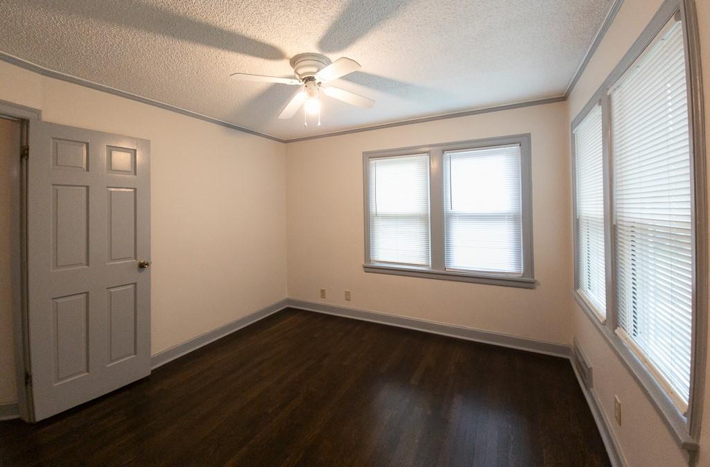 2305 E. Meyer Boulevard Property Photo 19