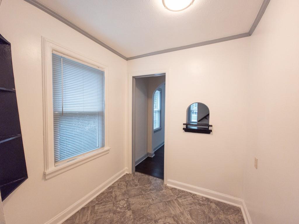 2305 E. Meyer Boulevard Property Photo 33