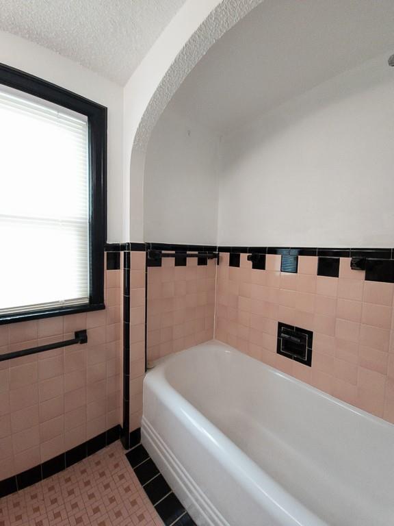 2305 E. Meyer Boulevard Property Photo 42