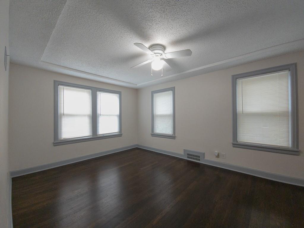 2305 E. Meyer Boulevard Property Photo 44