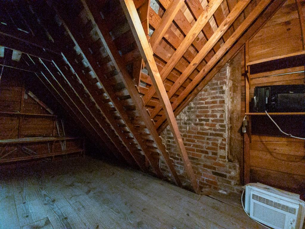 2305 E. Meyer Boulevard Property Photo 55