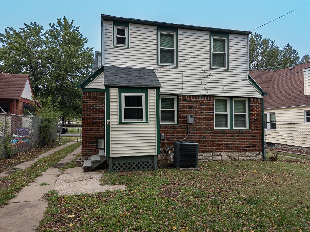 2305 E. Meyer Boulevard Property Photo 67