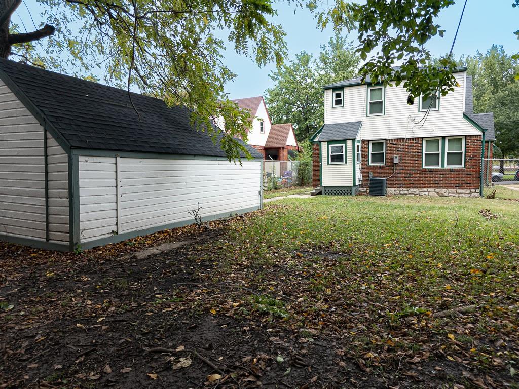 2305 E. Meyer Boulevard Property Photo 68