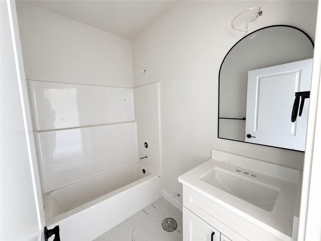 105 W Morgan Street Property Photo 8