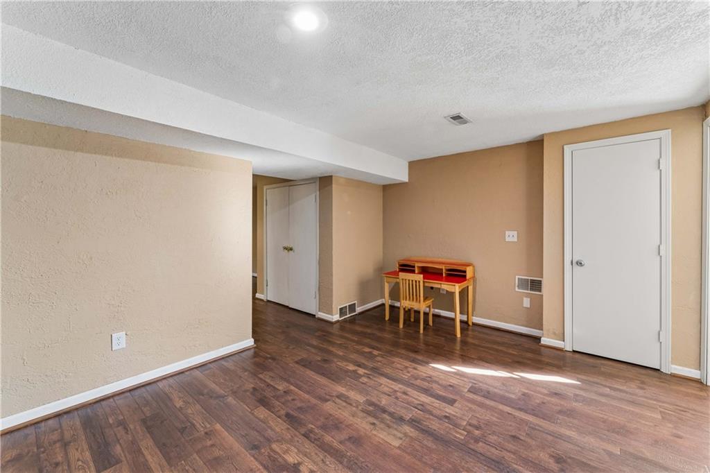700 Ne 55th Street Property Photo 34
