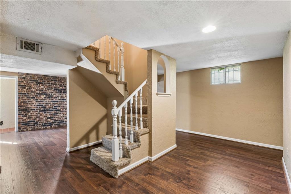 700 Ne 55th Street Property Photo 35