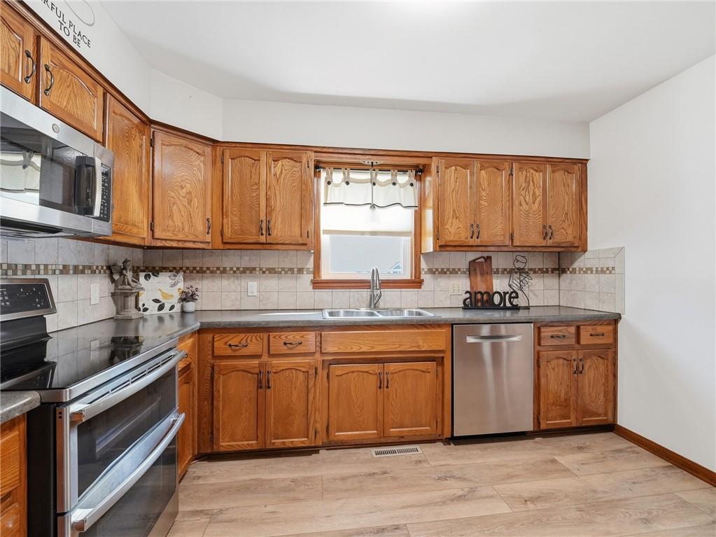 2008 Joy Street Property Photo 8