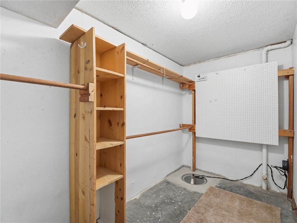 2008 Joy Street Property Photo 25
