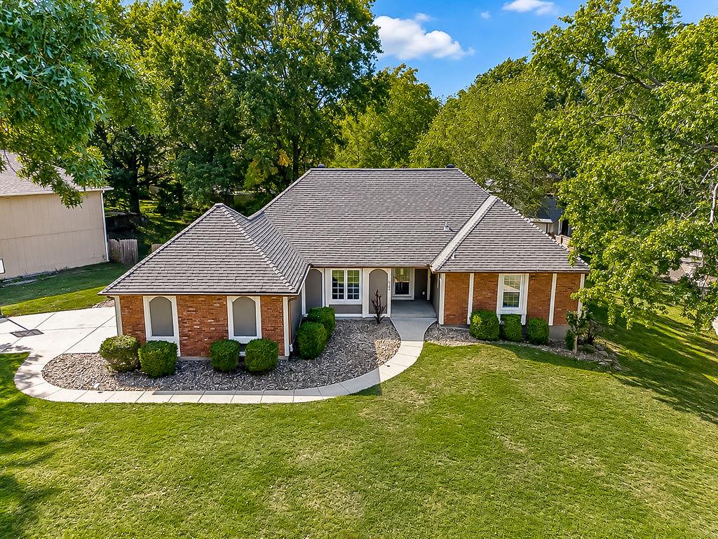 8148 Nw Twin Oaks Drive Property Photo 12