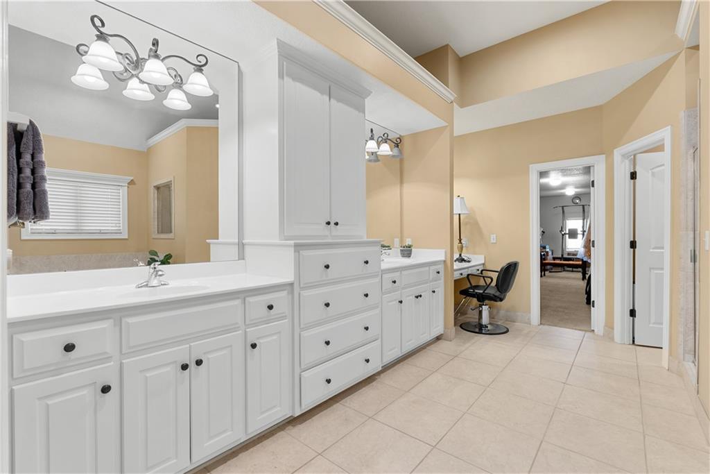 311 Nw Rockwood Court Property Photo 41