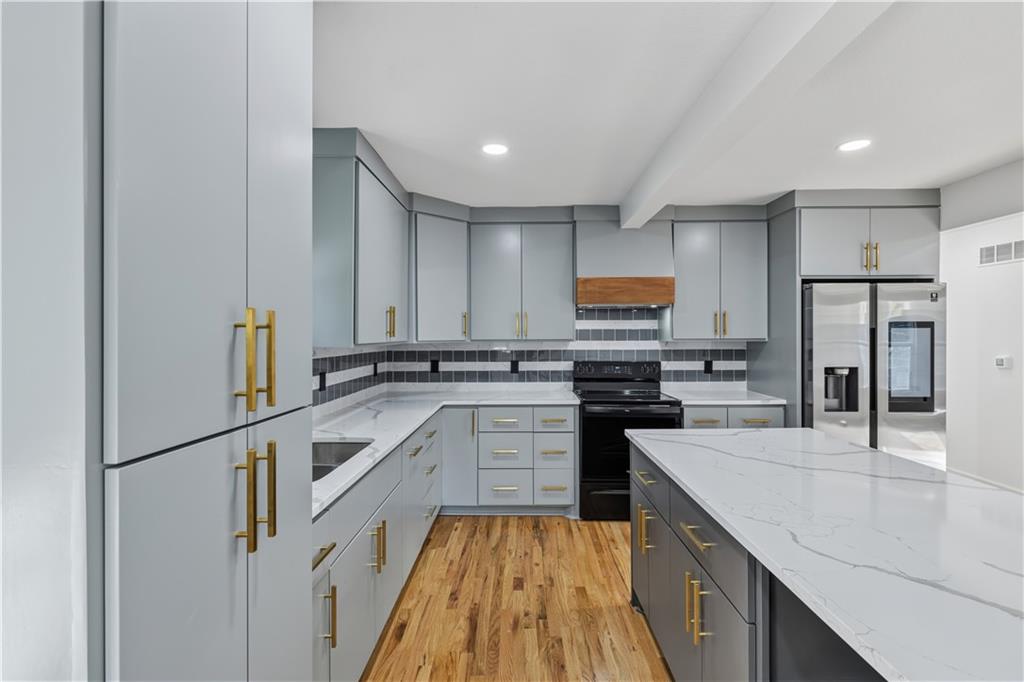 3410 Barnett Avenue Property Photo 4