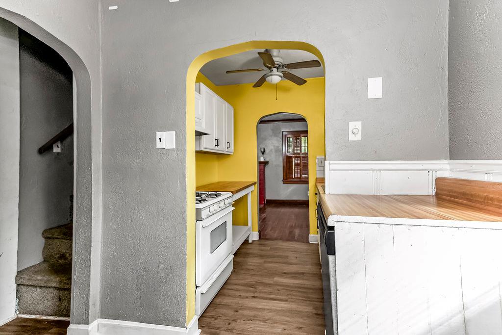 1203 W 27th Street Property Photo 7