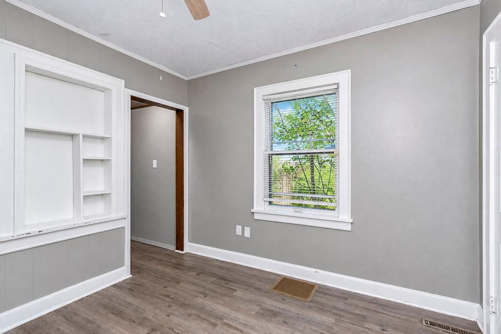 1203 W 27th Street Property Photo 23
