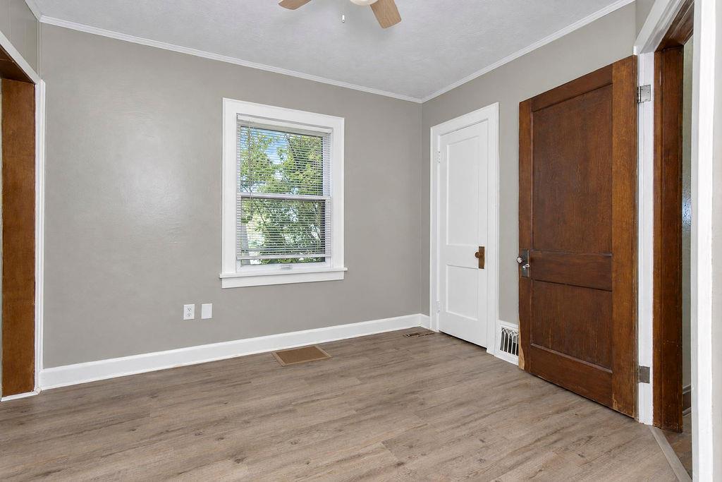 1203 W 27th Street Property Photo 24