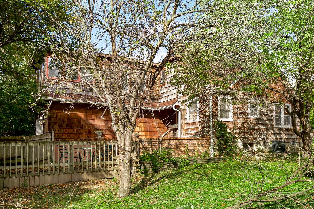 1203 W 27th Street Property Photo 33