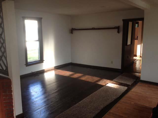 826 Ellinwood Street Property Photo 5